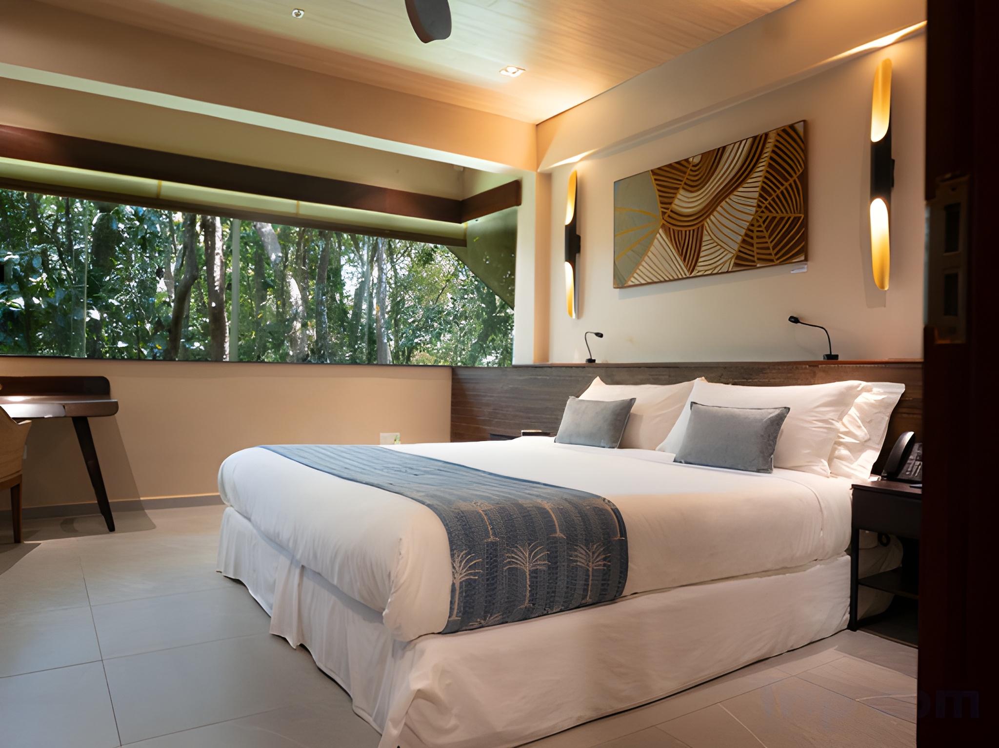 3 Bedrooms, Forest, Family, Villa