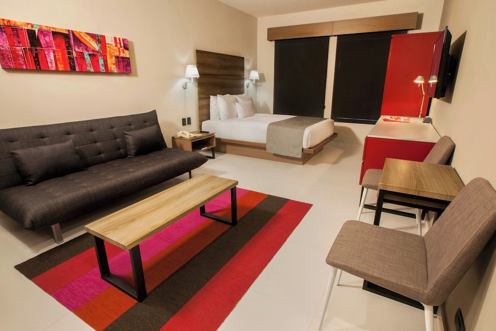 City Express Plus by Marriott Cabo San Lucas 50/69