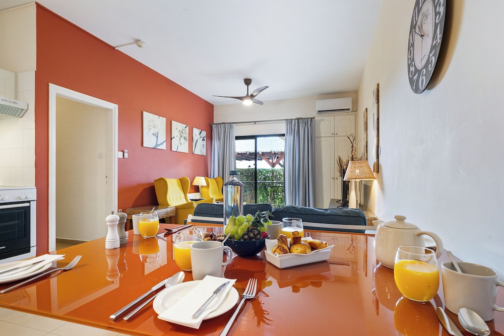 Hill View Hotel Apartments 38/50