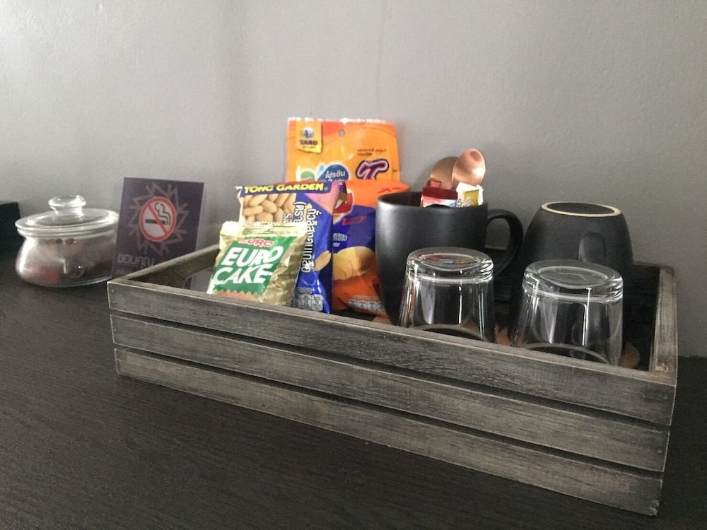 Neca Reiche 24/50