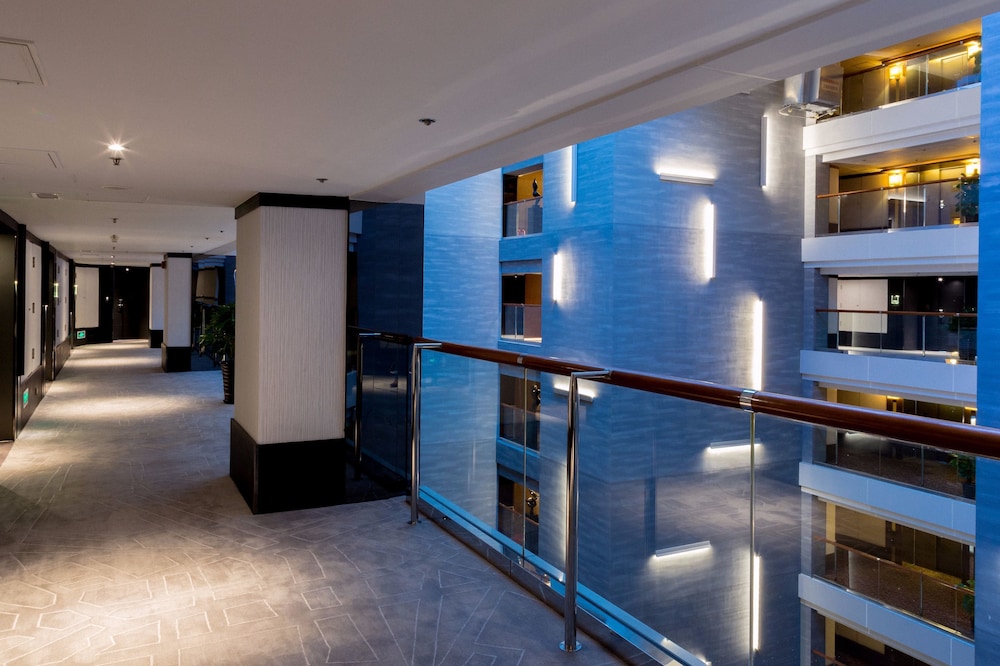 Jingguang Center Apartment 4/33