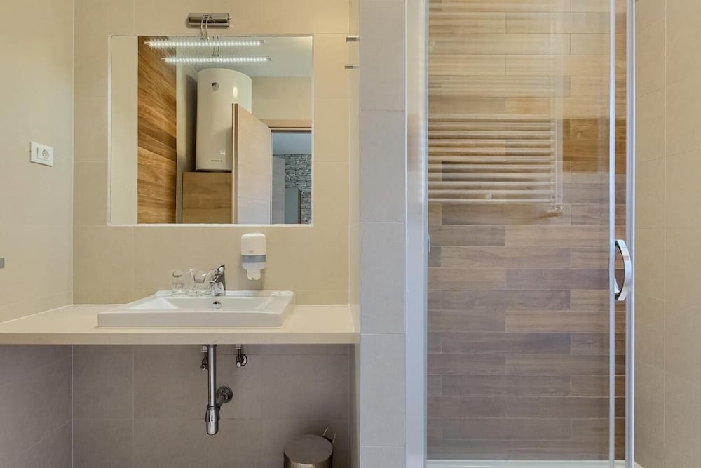 Pula City Center Accommodation 50/50