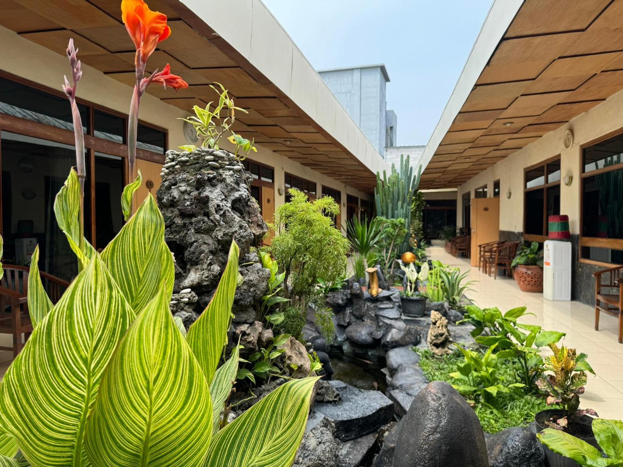 Hotel Priangan 46/50
