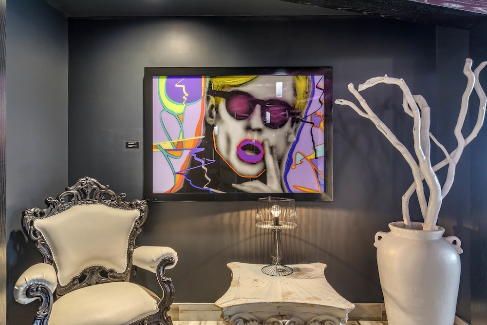 Lorenzo Hotel Dallas, Tapestry Collection by Hilton 23/82