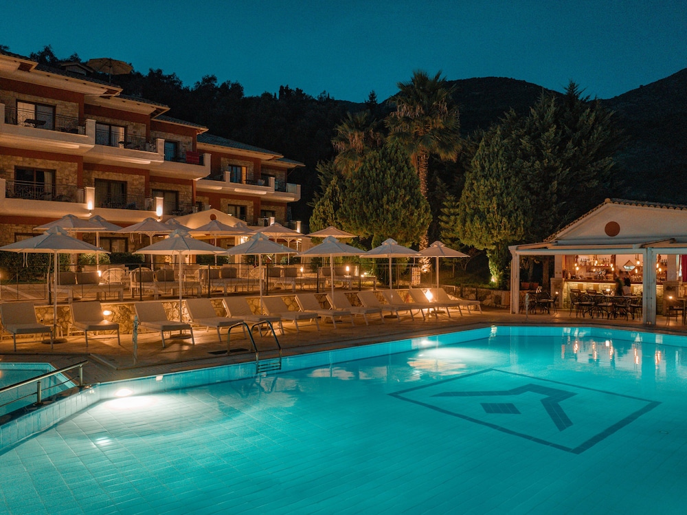 Dracos Hotel 6/56