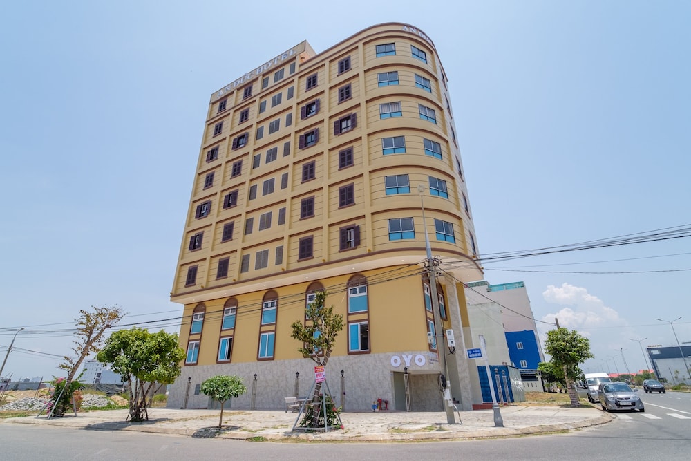 Hotel Capital O 215 An Duc Hotel Da Nang 1/28