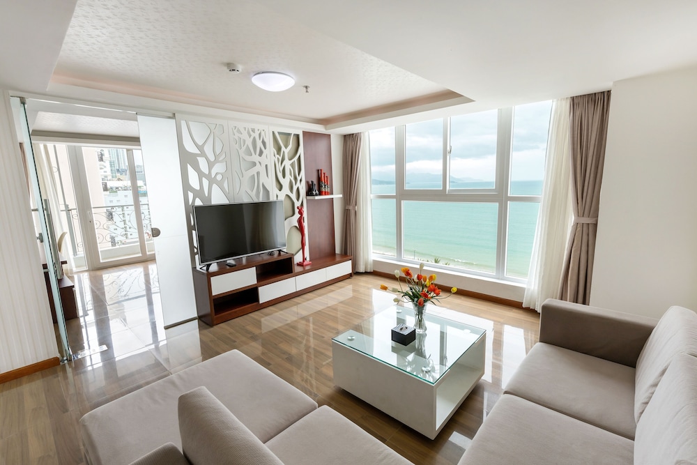 Paris Nha Trang Hotel & Apartment 43/72