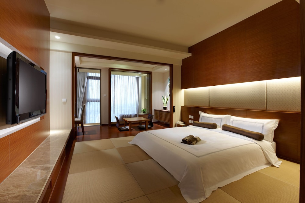 Evergreen Resort Hotel Jiaosi 33/70