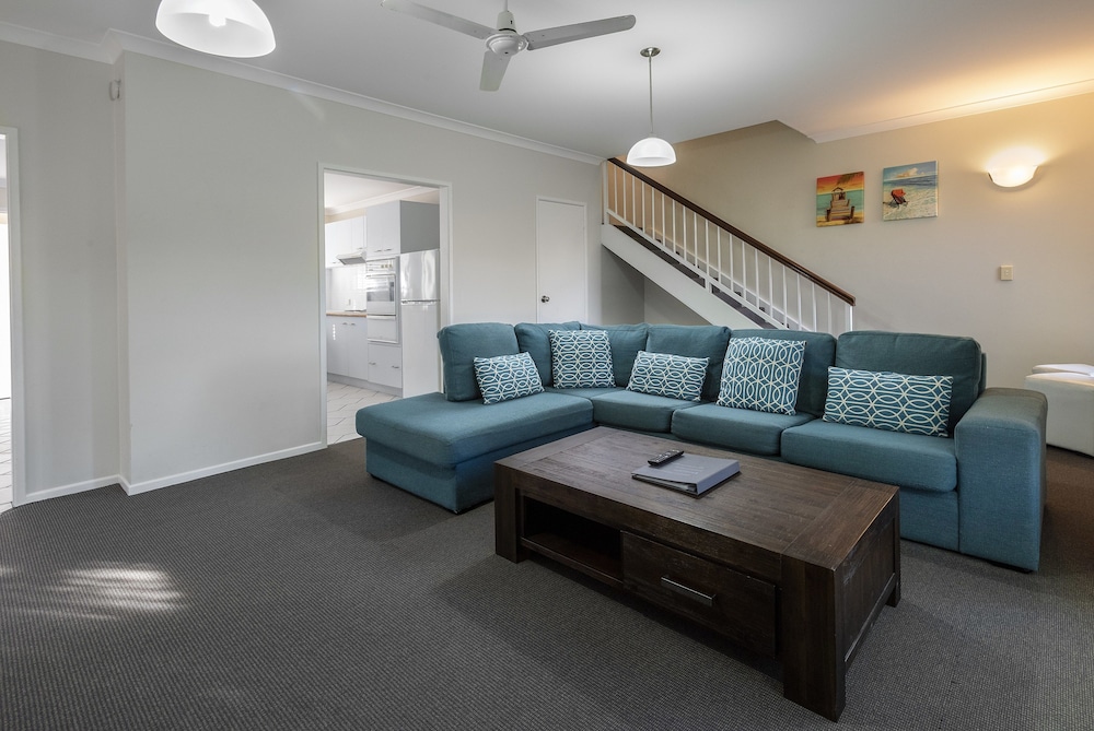 The Beach Motel Hervey Bay 38/72