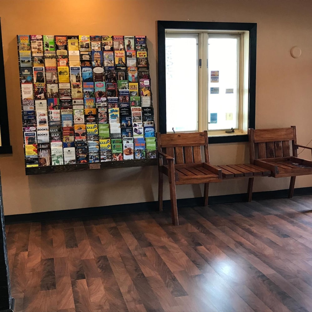 Soudersburg Inn & Suites Lancaster 24/50