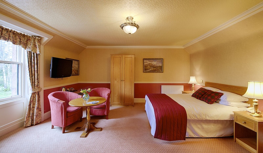 Kincraig Castle Hotel 30/34