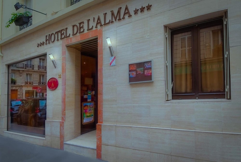 Hotel de l Alma 3/64