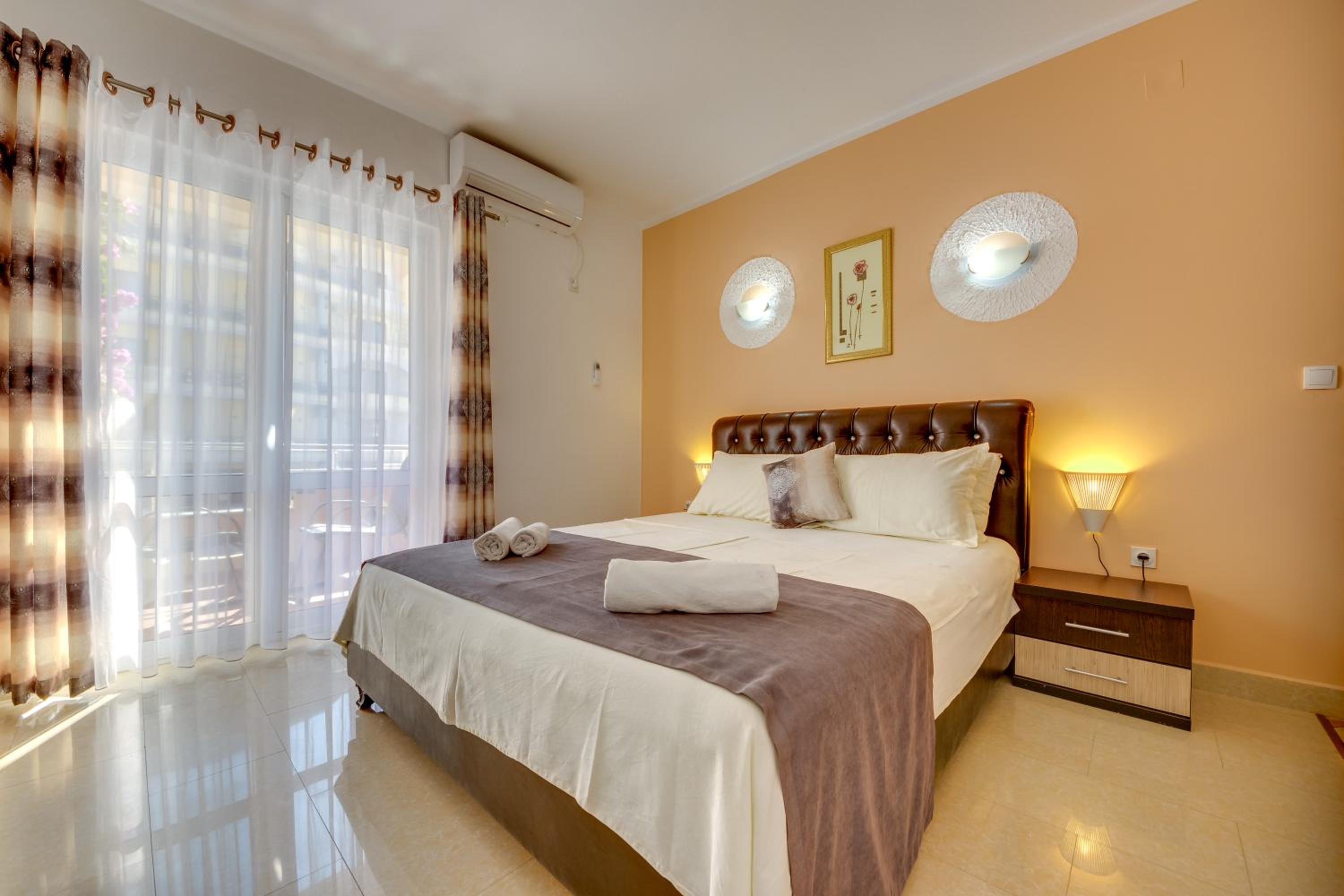 Aparthotel Villa Primafila 15/75
