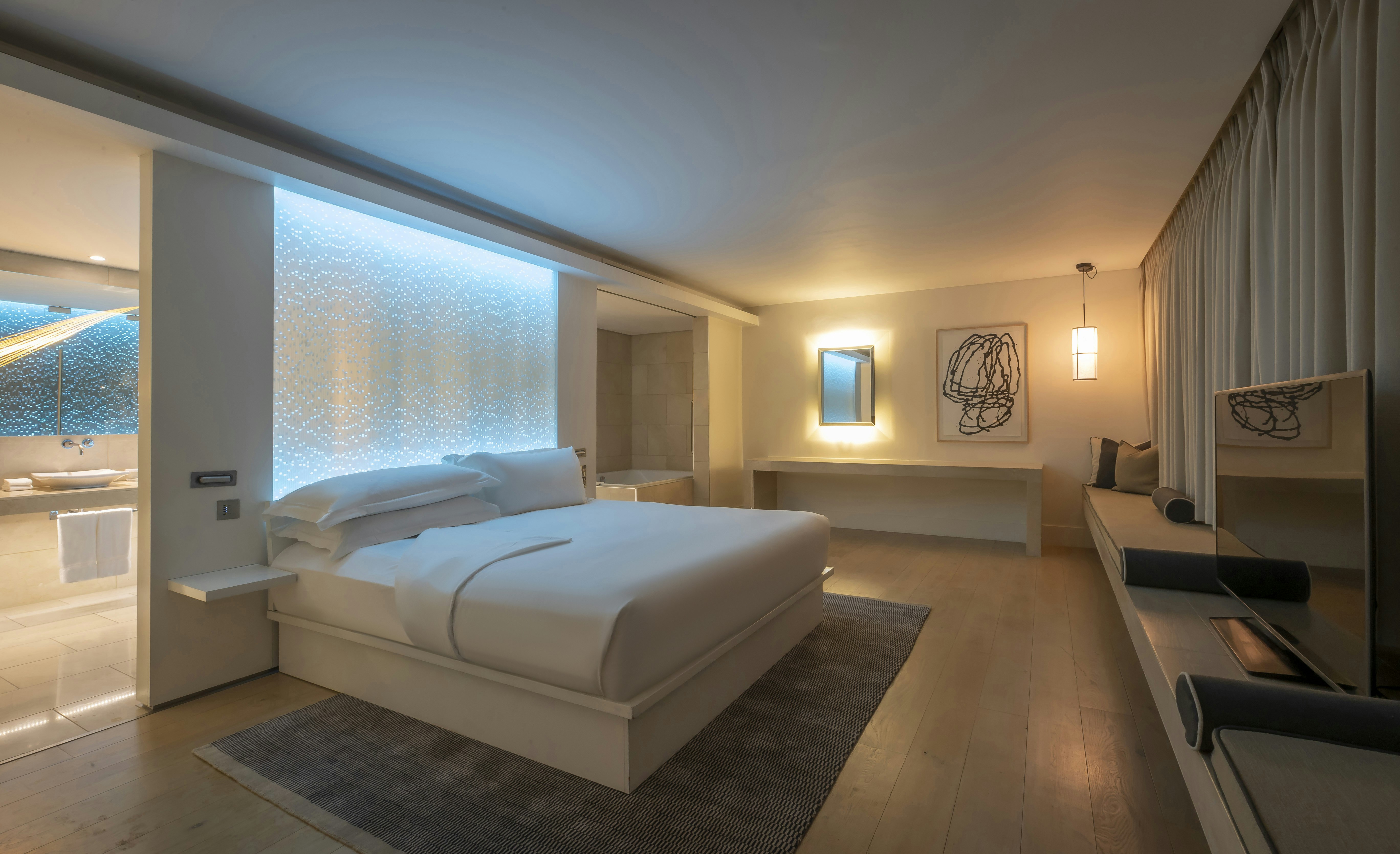 Penthouse Suite, River View