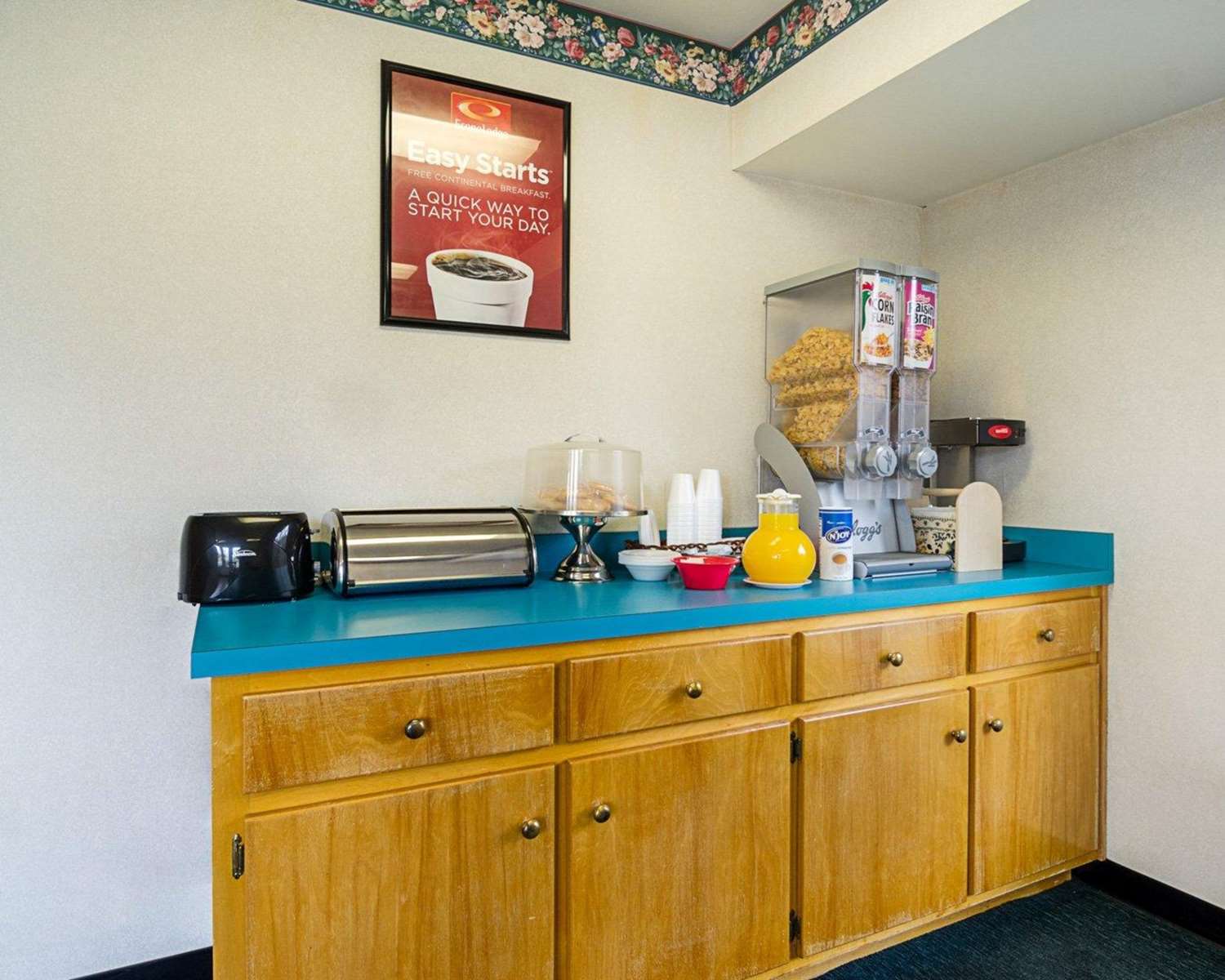 Econo Lodge Richmond North 5/14