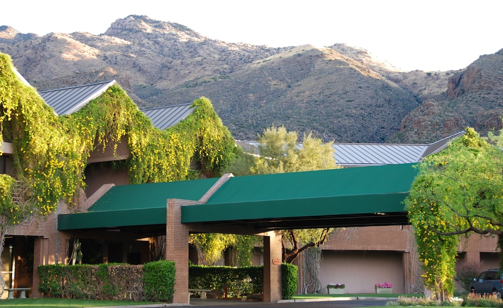 Ventana Canyon Club and Lodge 19/53