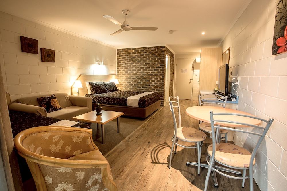 PIALBA MOTOR INN 40/64