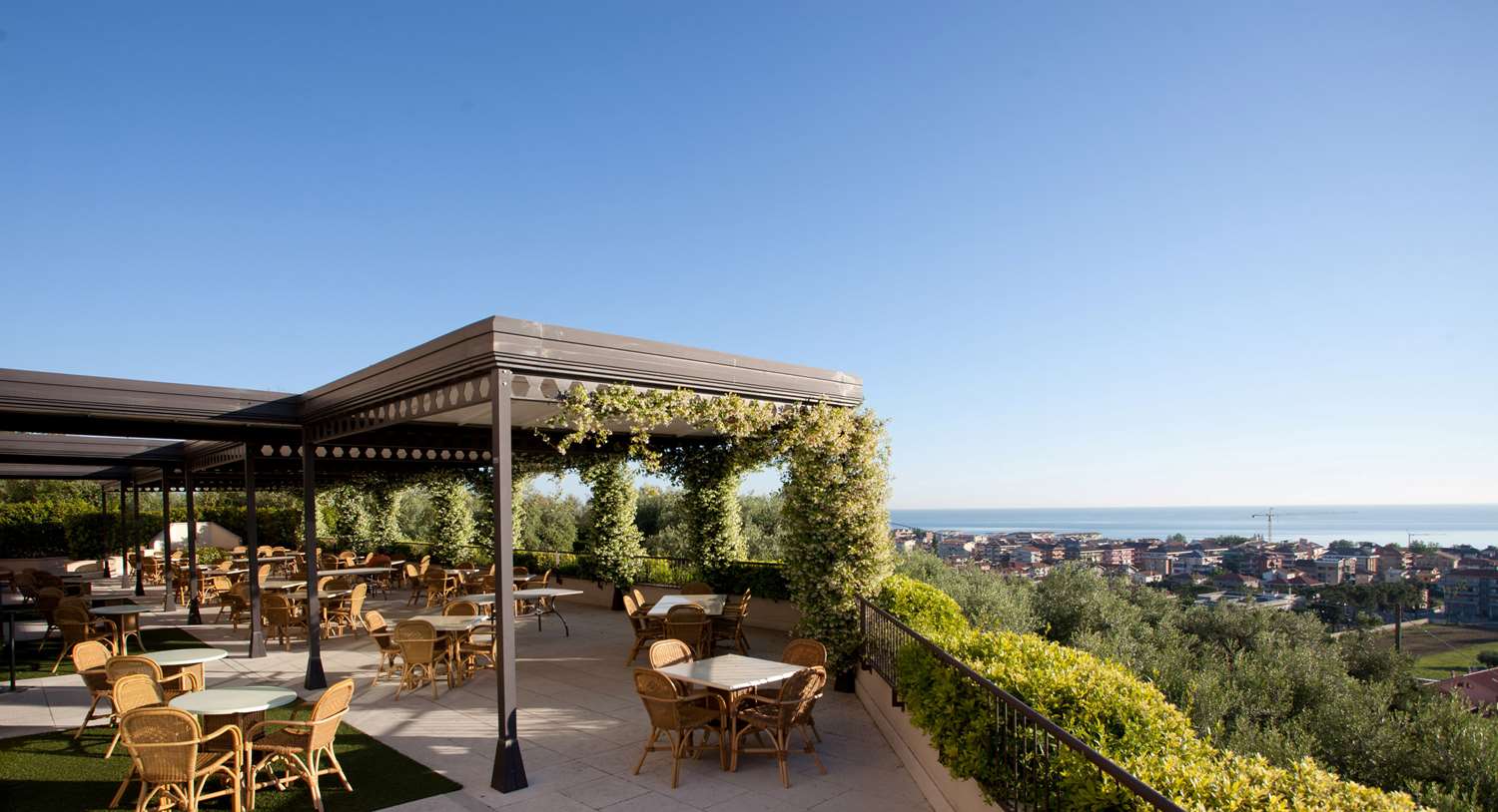 Villa Maria Hotel and Spa 21/23