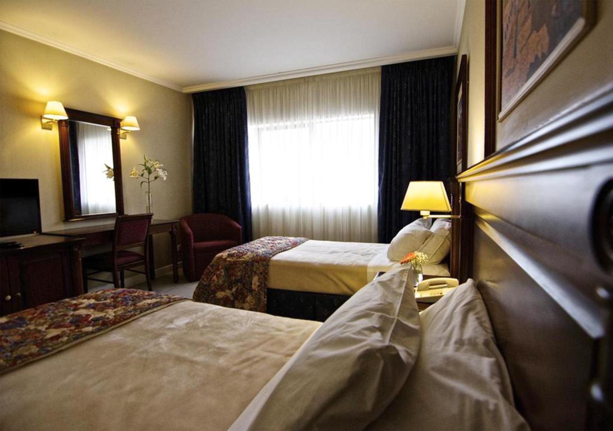 Naindo Park Hotel 8/16
