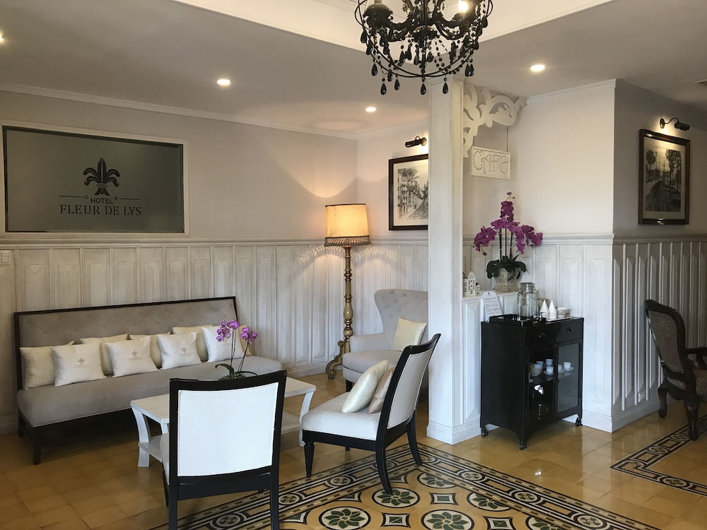 Fleur De Lys Hotel 39/61