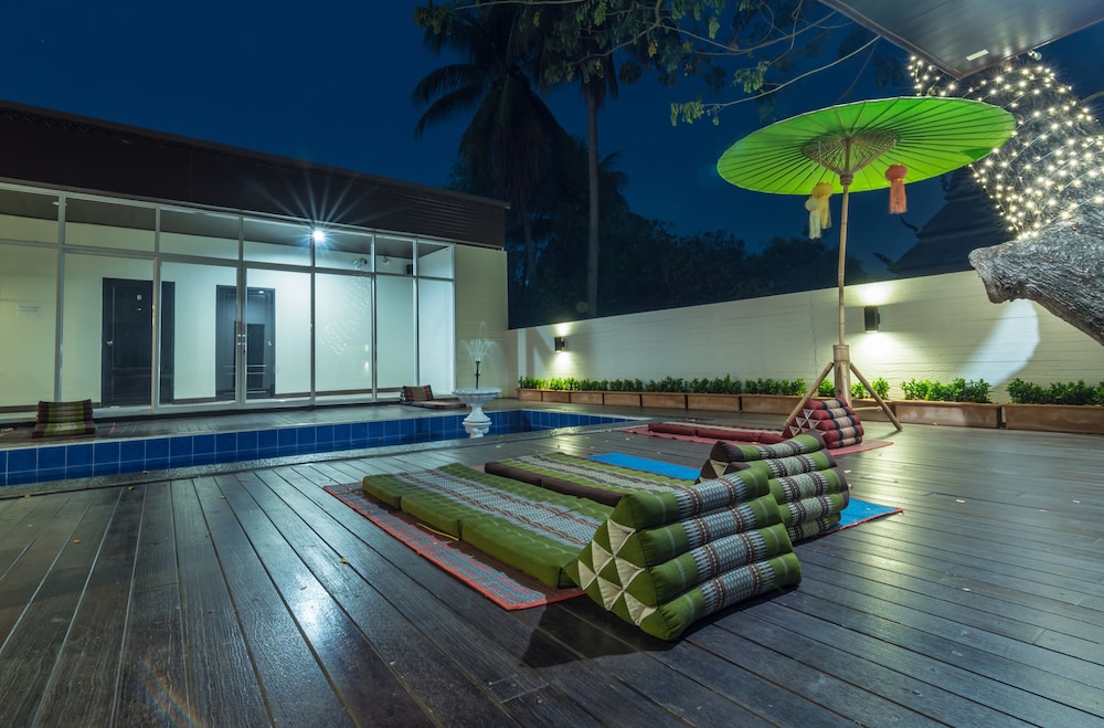 Mercy Hostel 5/55
