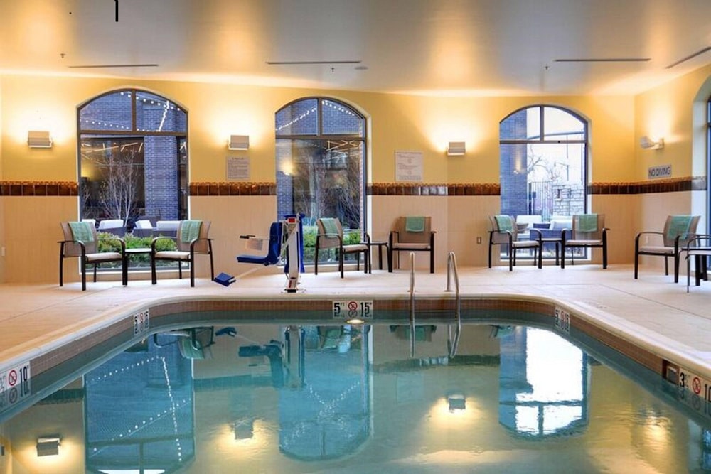 Courtyard By Marriott Columbus Osu in COLUMBUS - OH