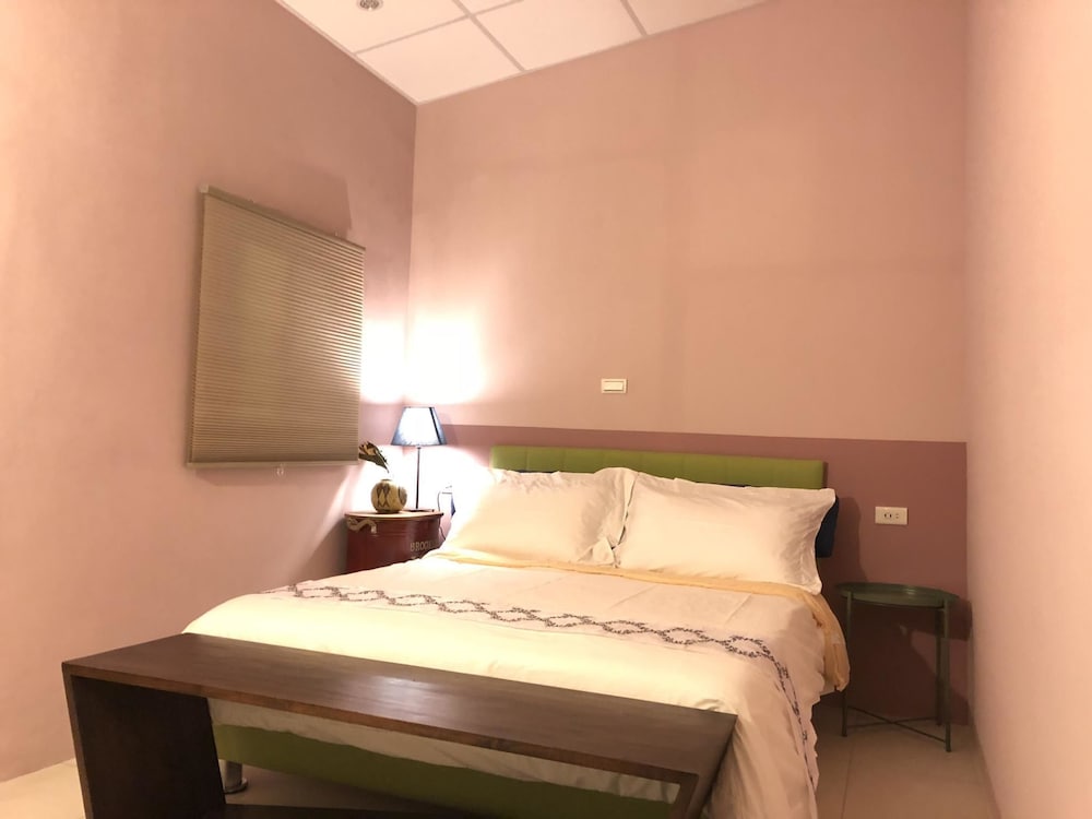 Xi Yin Zhi Su B&B 7/28