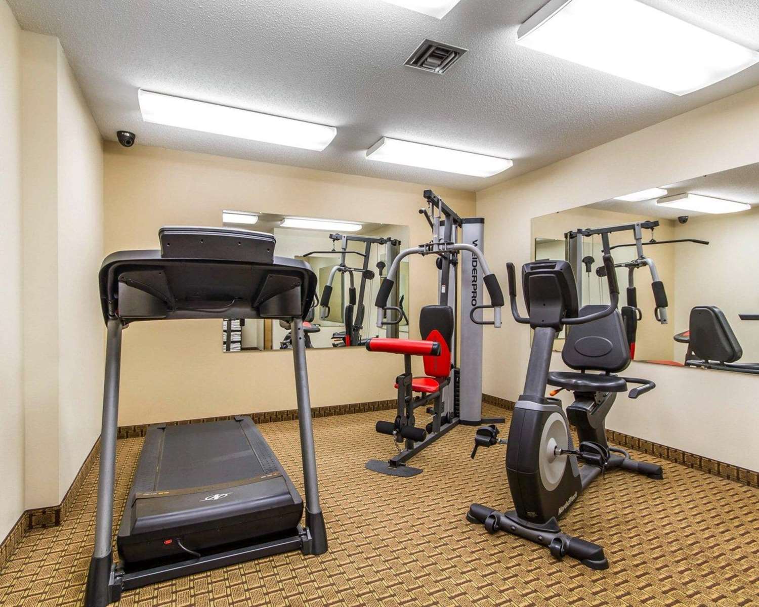 Quality Inn La Crosse North 12/24
