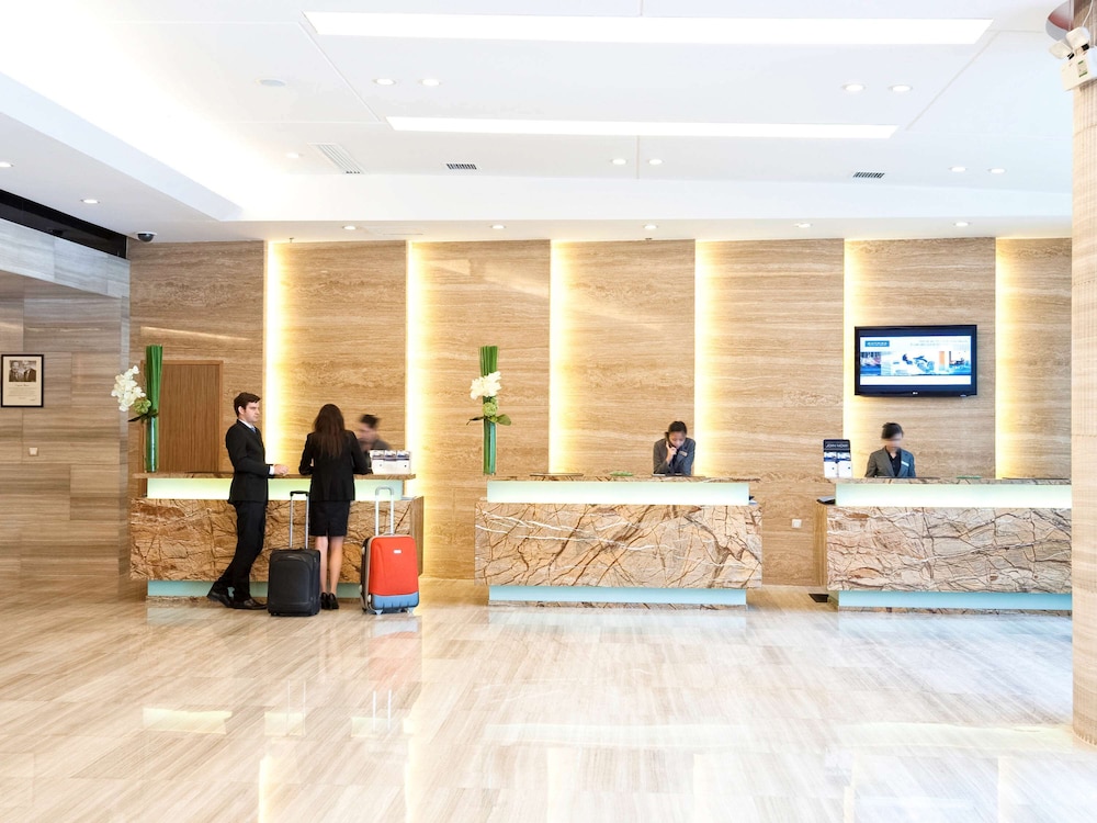 NOVOTEL GUIYANG DOWNTOWN 7/44