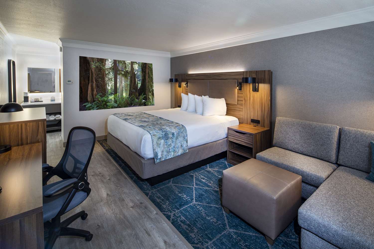 Best Western Plus Humboldt Bay Inn 7/47