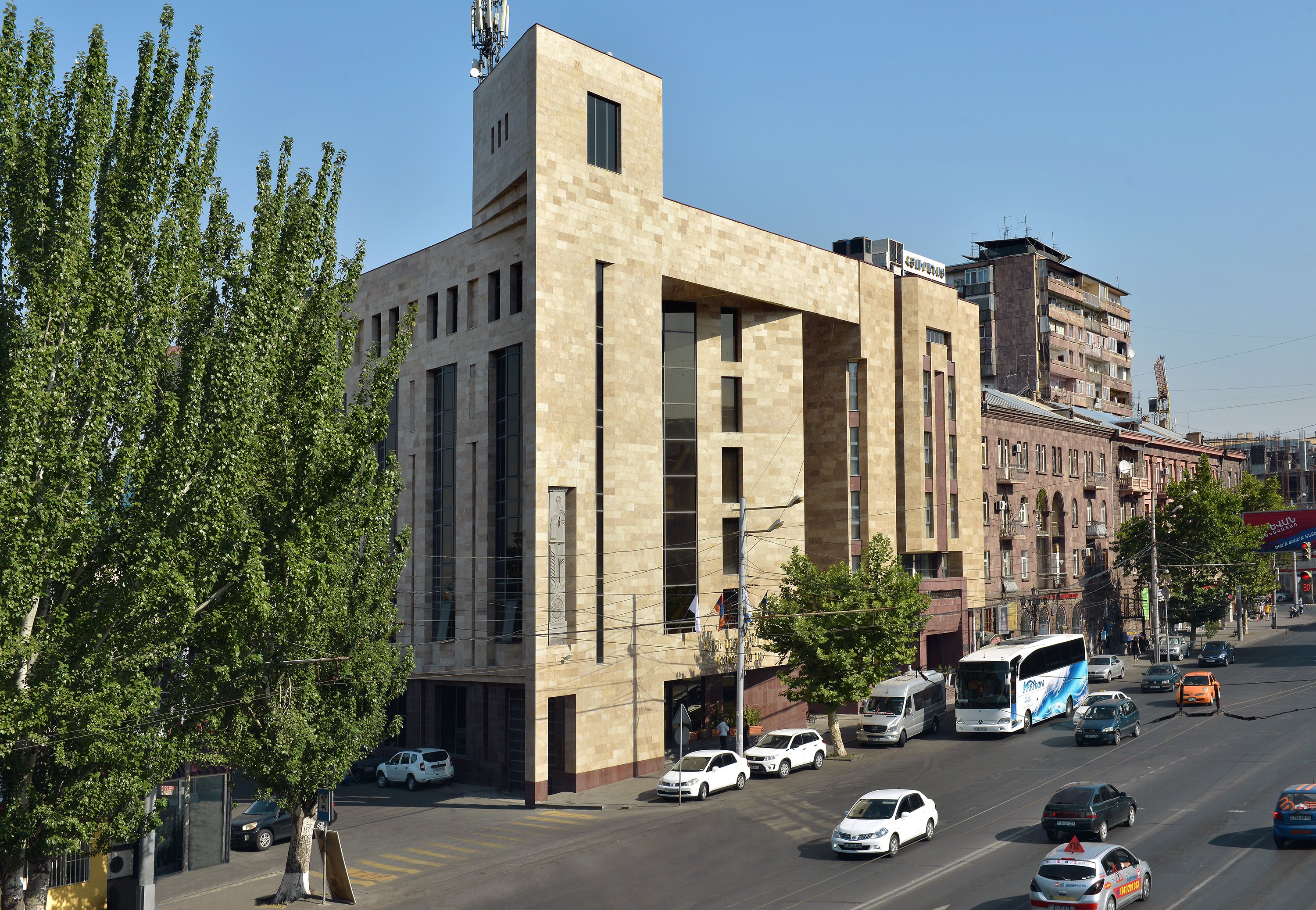 Ani Central Inn Ex Silachi 62/66