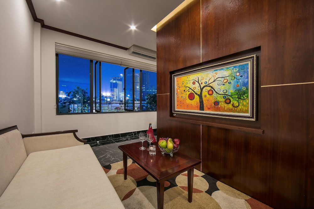 Royal St Hanoi Hotel 19/27