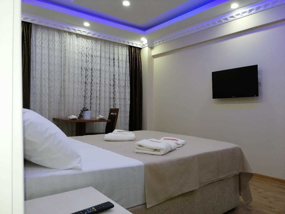 Airport Kumsal Otel 48/59
