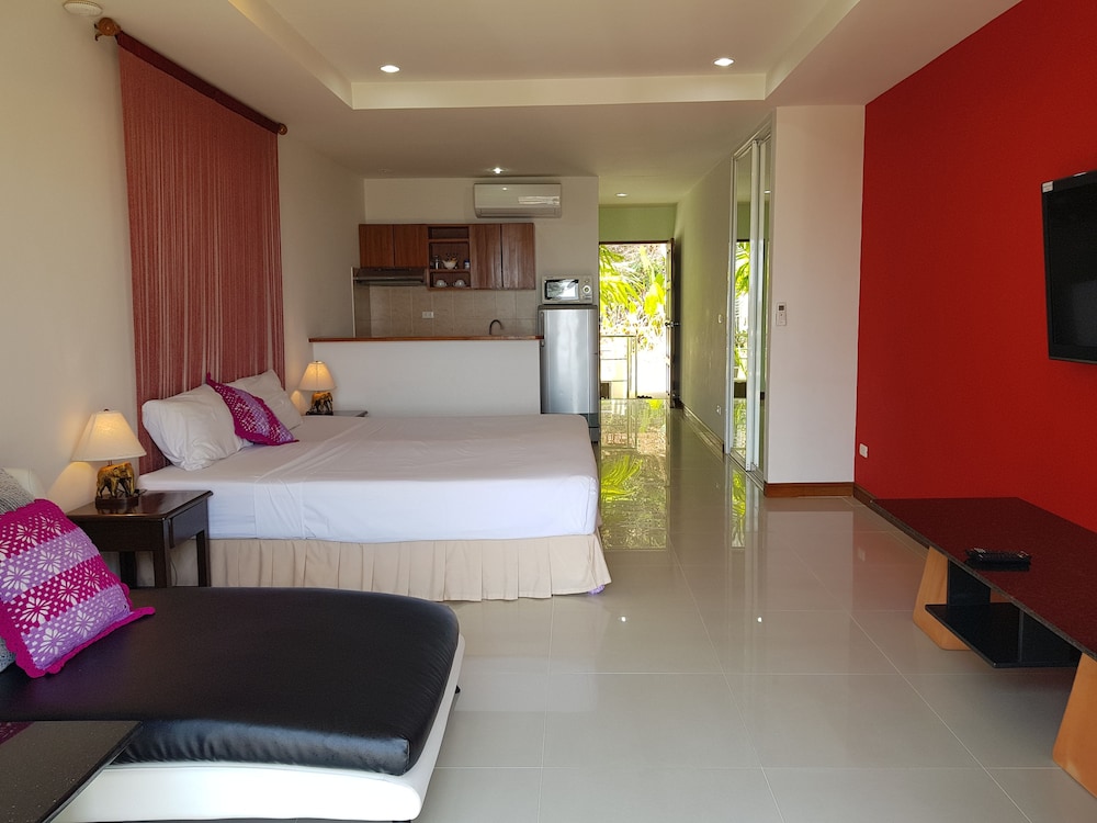 Mountain Sea View Luxury Apartments 28/72