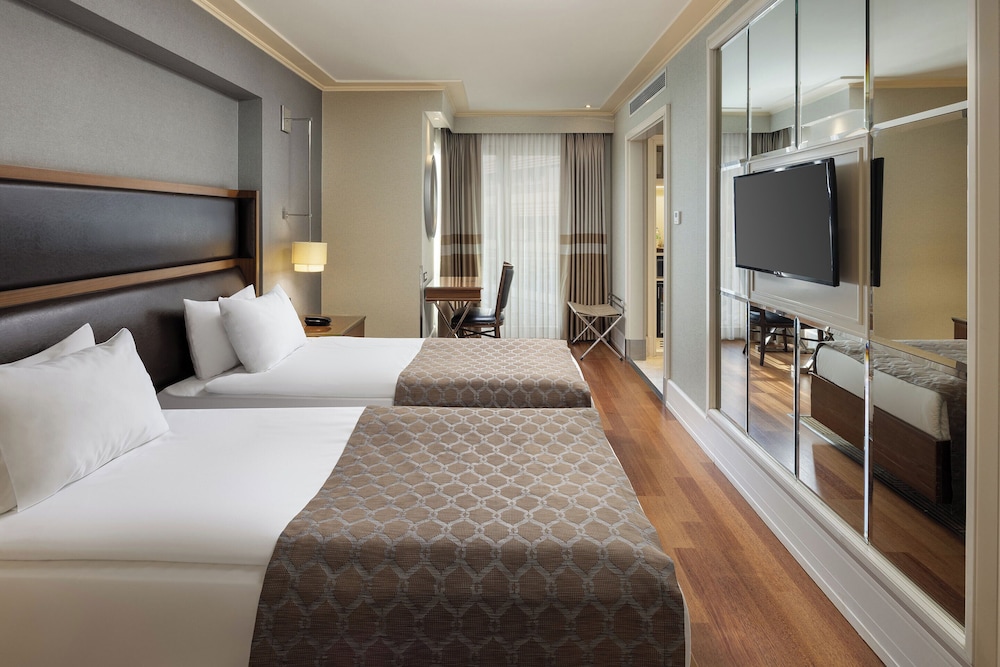 Titanic City Taksim Hotel 30/73