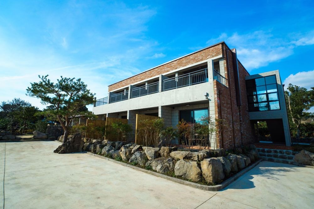 Misoga Pension 6/50