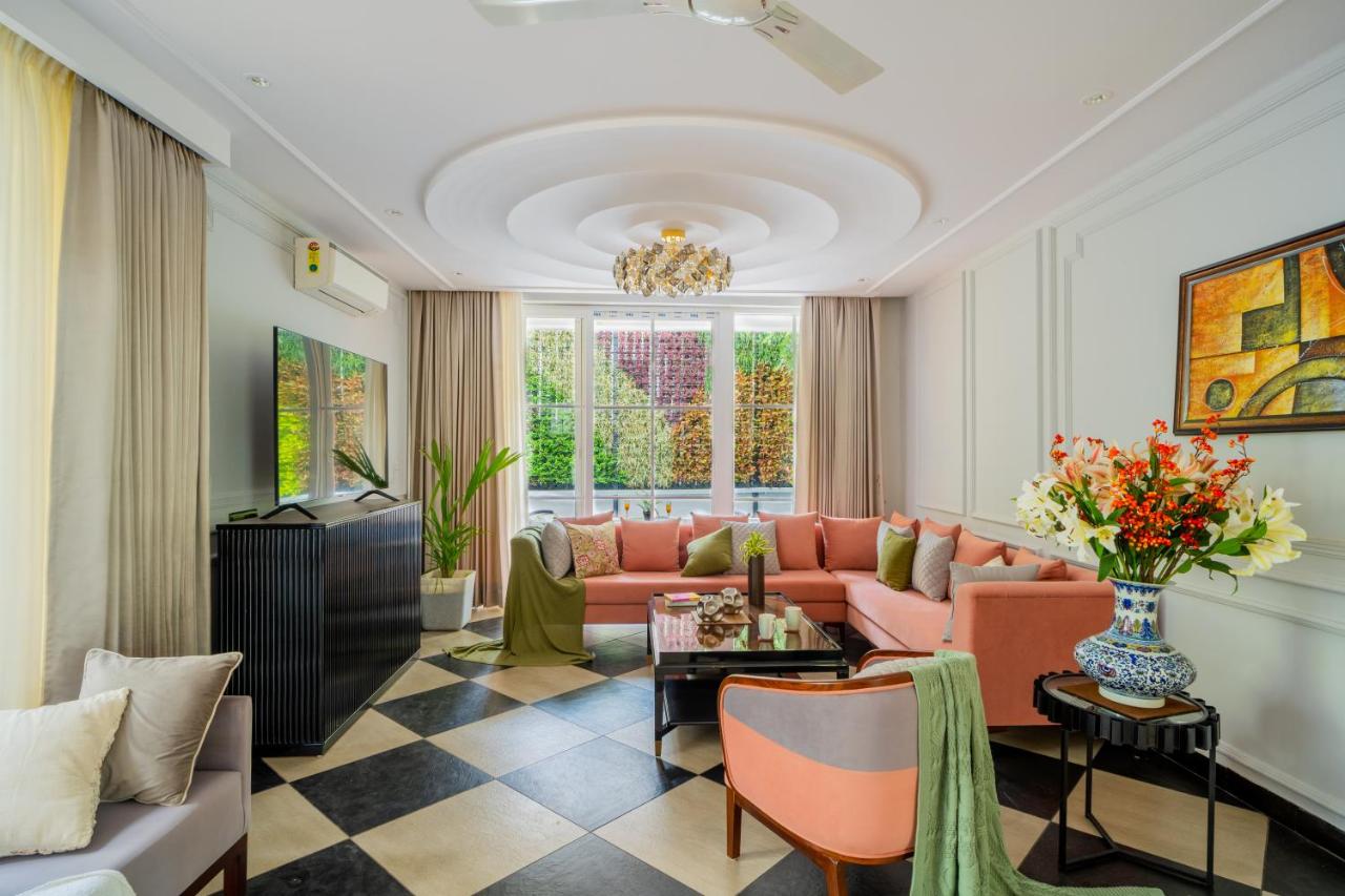ELIVAAS Prive Suntuarios Casa Ikkebana 4 BHK With Jacuzzi, Pvt Pool and Bar 40/54