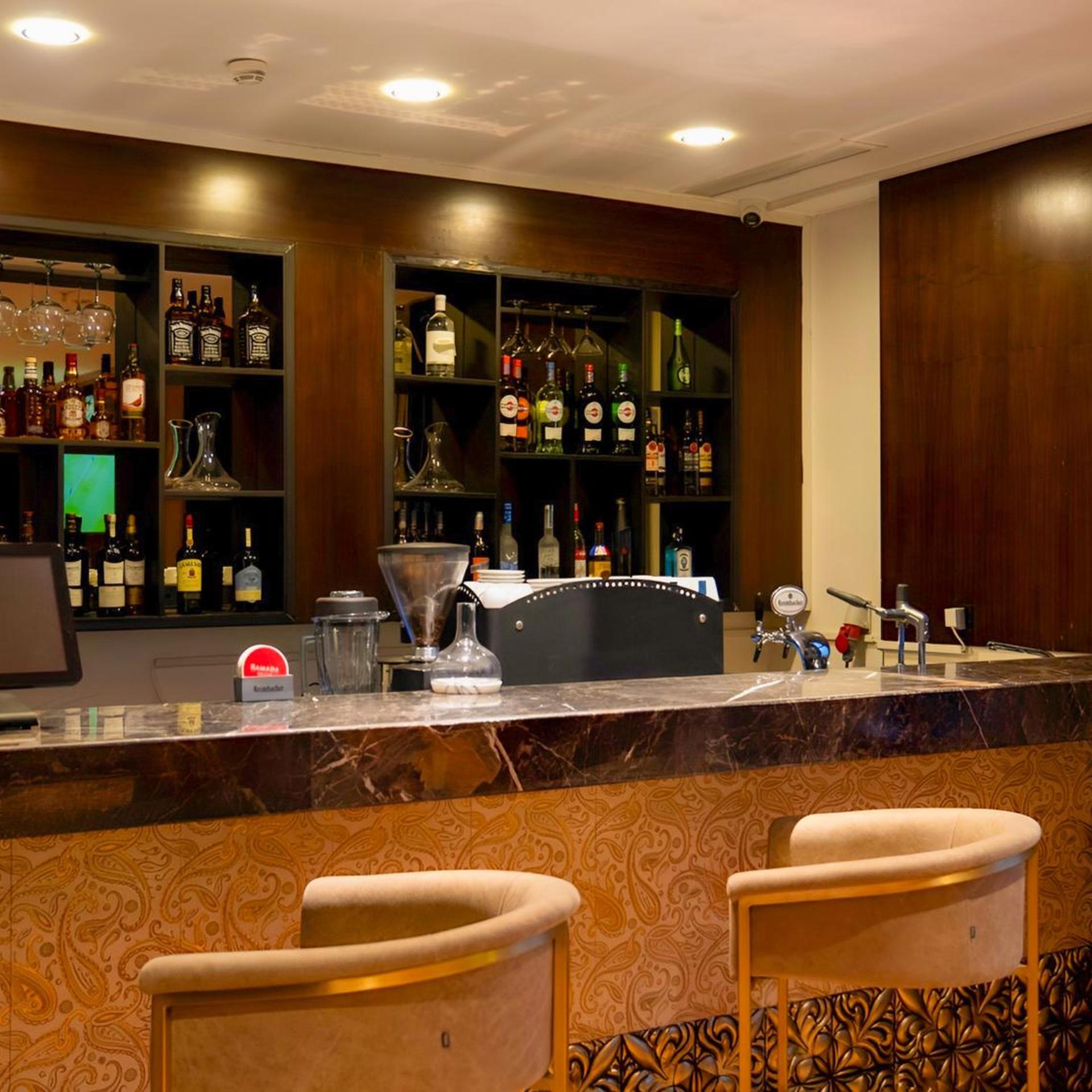 Ramada Hotel & Suites by Wyndham Erbil 32 Park 53/65