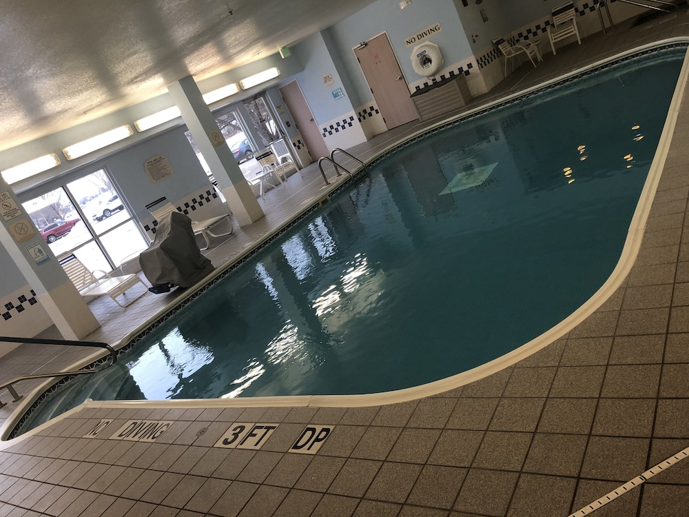 Baymont By Wyndham Coon Rapids 20/32