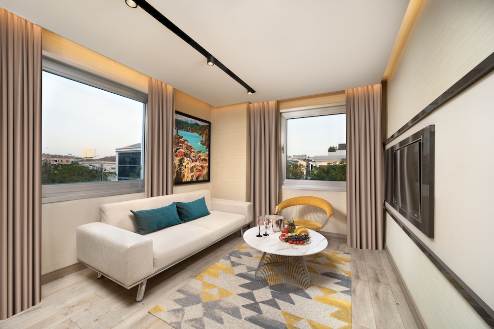 Nish Palace Exclusive Suites 22/48