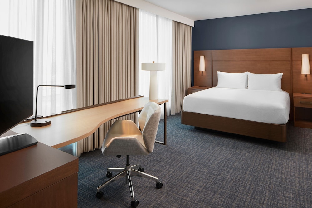 Residence Inn by Marriott Reston 12/37