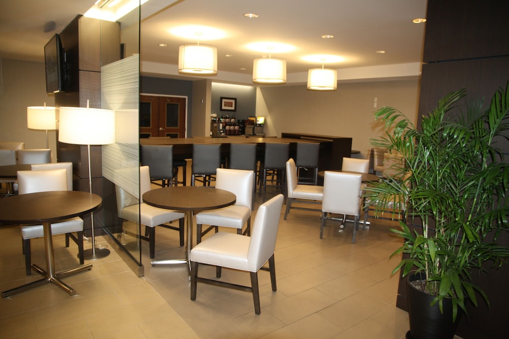Wingate By Wyndham Niagara Falls 29/37