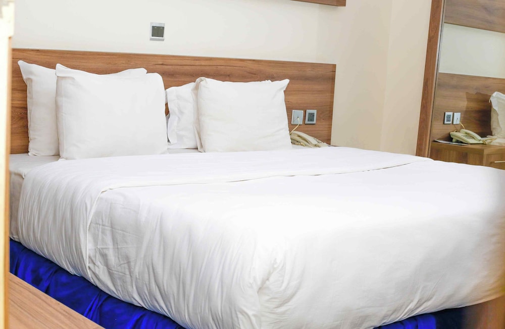 Hotel Tulip Inn Accra 27/62