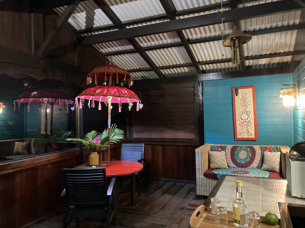 Piton Bungalows 31/50