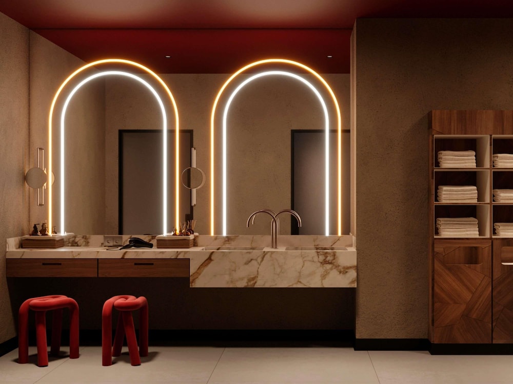 Movenpick Yerevan 40/63