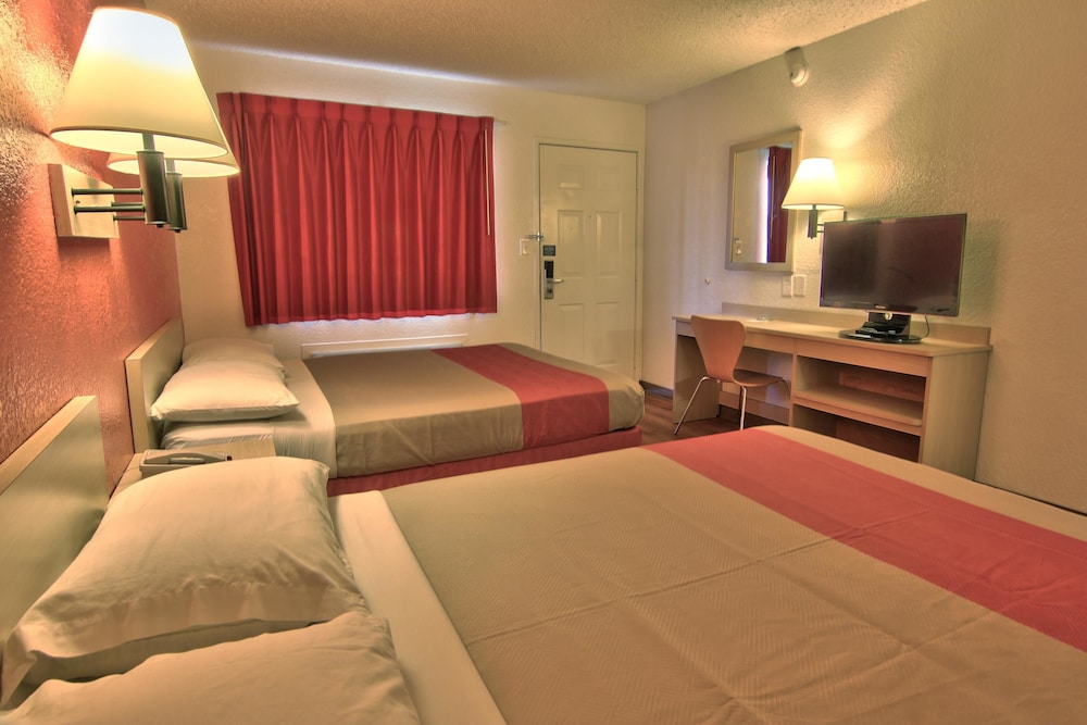 Motel6 Sacramento, CA - Old Sacramento North 35/57