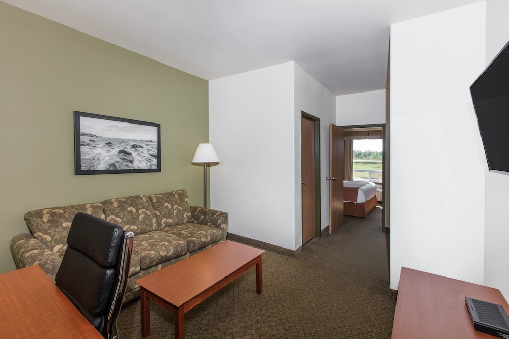 Super 8 By Wyndham Amherst NS 30/49
