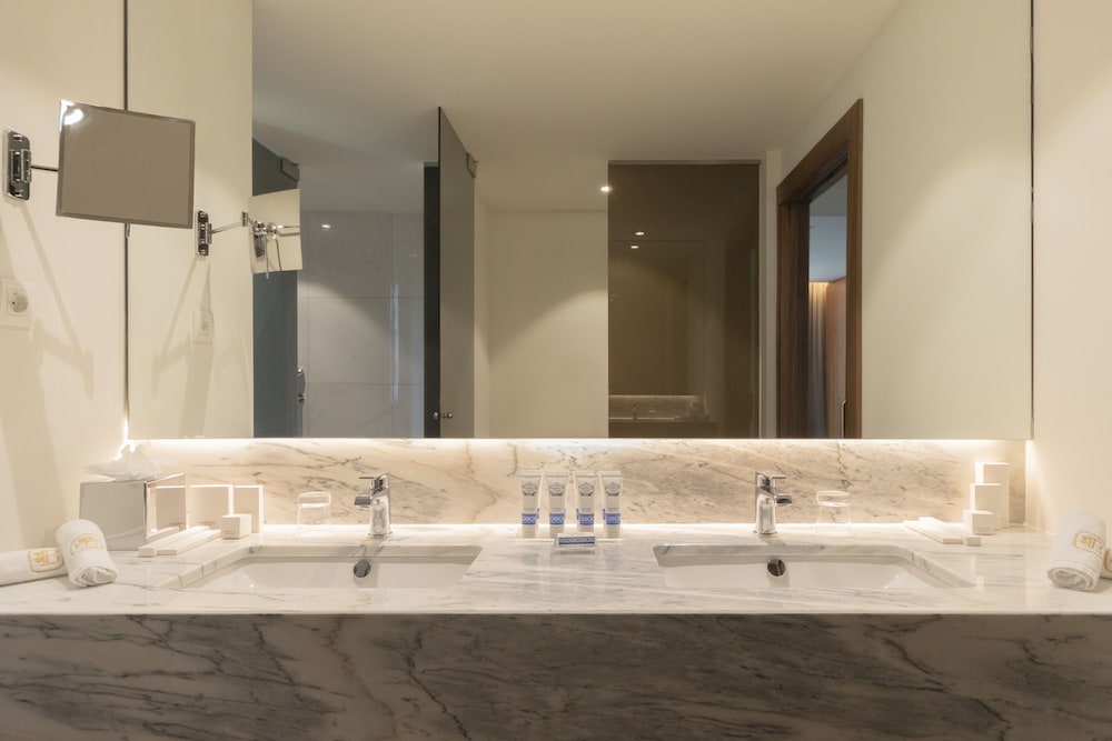 Boeira Garden Hotel Porto Gaia, Curio Collection by Hilton 23/64