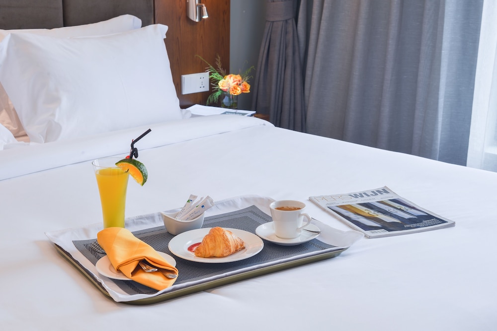 Grand Cititel Hanoi Hotel 52/71