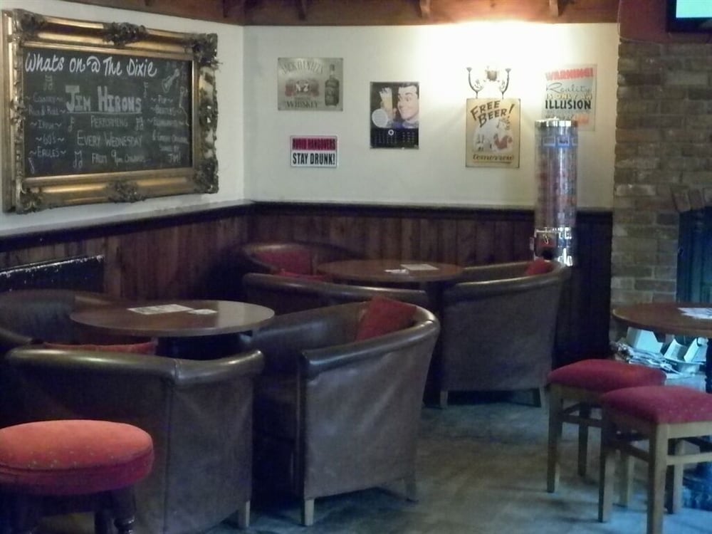 The Dixie Arms Hotel 11/22